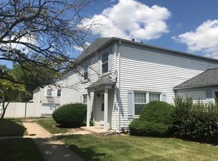 433 James Ct UNIT B, Glendale Heights, IL 60139