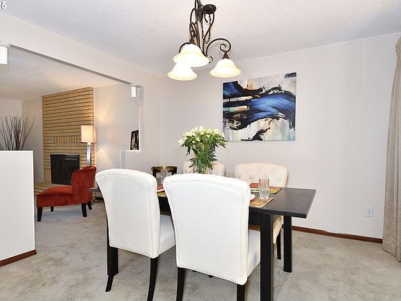4th image of 15675 SE Cordova Ct