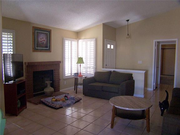 3rd image of 8286 Palmada Dr