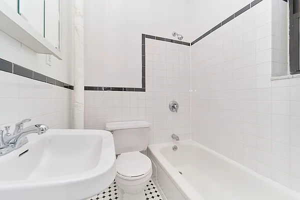 Rented by Living New York | media 16