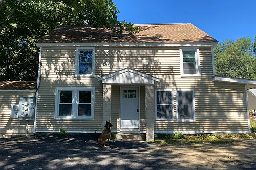 8 Thornton Rd W Photo 1