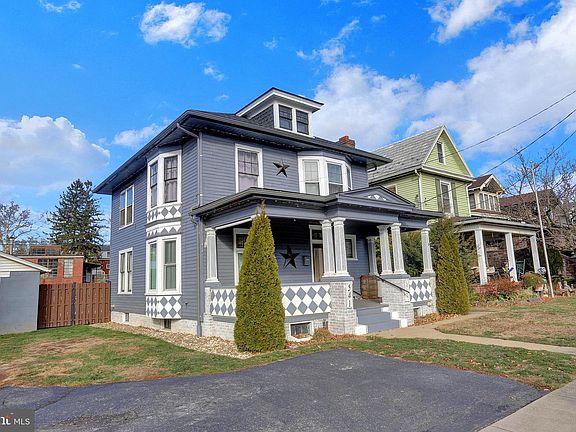 3rd image of 541 Union St