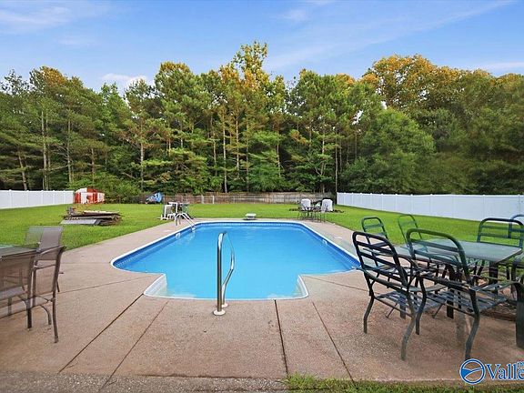 3rd image of 15860 Witty Mill Rd