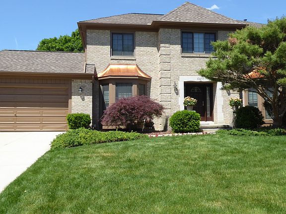 2nd image of 17455 Maple Hill Dr
