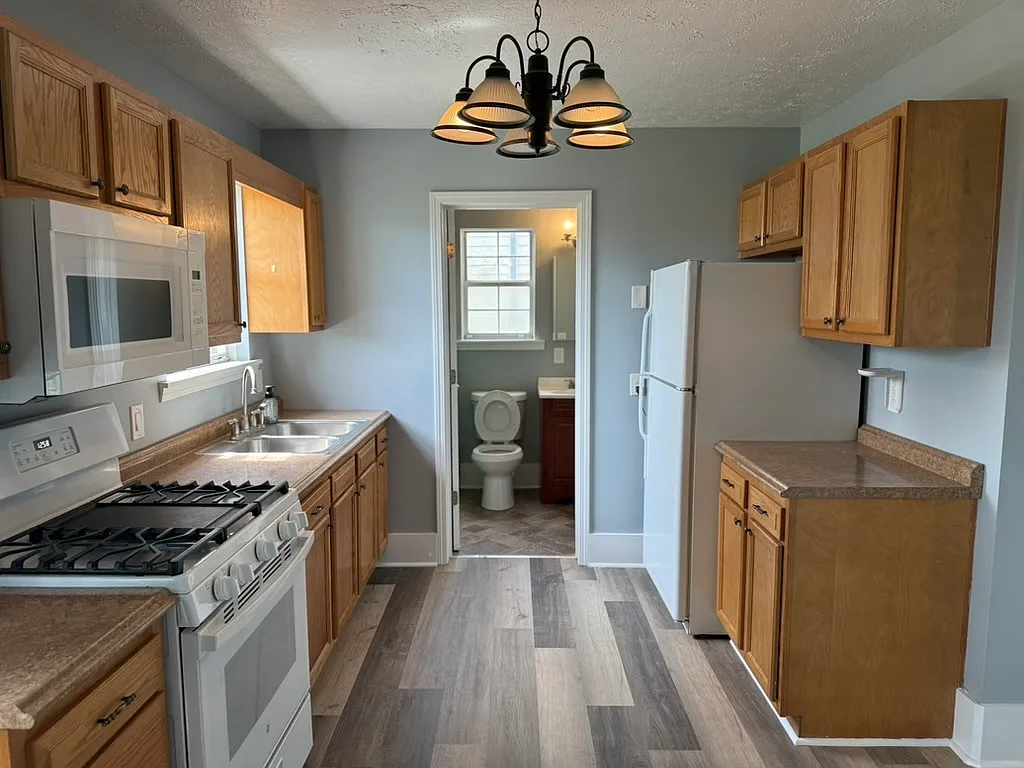 Market1740e (TF) - 1 — Photo 4