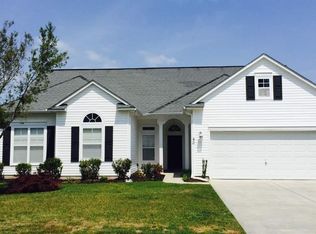 40 Riverbend Dr, Murrells Inlet, SC 29576