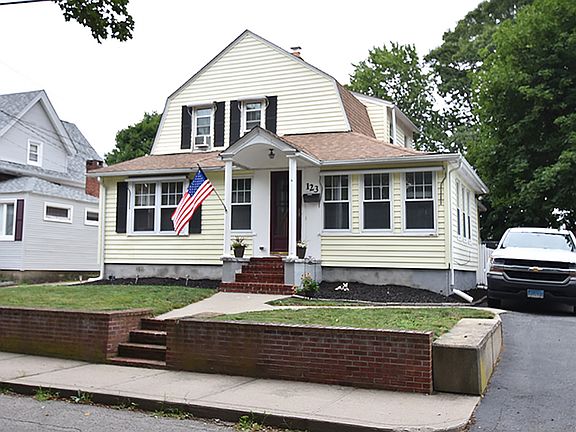 3rd image of 123 West St