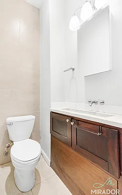 Rented by Mirador Real Estate | media 22