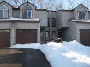 113 Sudbury Dr, Liverpool, NY 13088