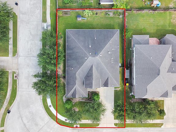 2nd image of 3001 Decker Field Ln