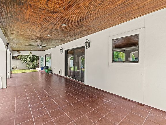 4th image of 2601 Chardonnay Ct
