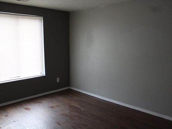 5th image of 3411 McHenry Ave APT 11
