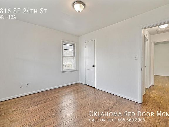 5th image of 3816 SE 24th St