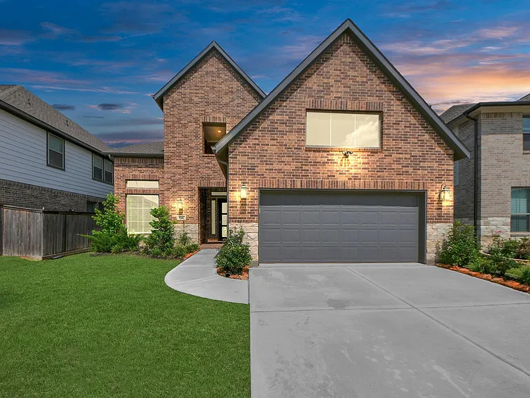 10410 Carina Cloud Ln — Photo 3