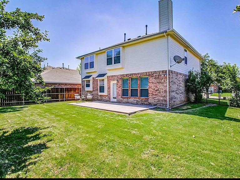 1208 Shamrock Dr — Photo 28