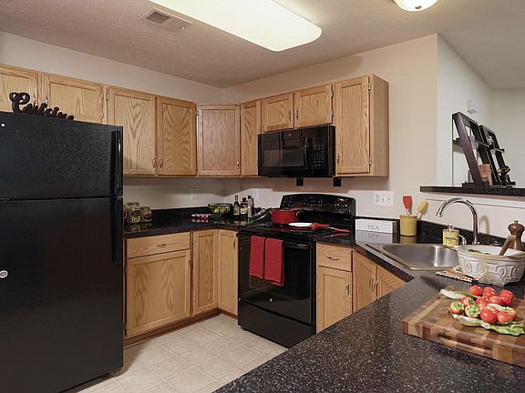 5th image of 3270 Kaiser Dr