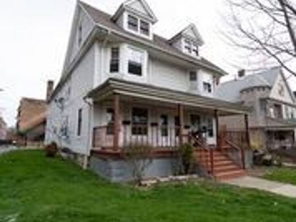 1st image of 1370 W 111th St #8496268