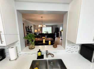 12500 SW 5th Ct APT 108M, Pembroke Pines, FL 33027