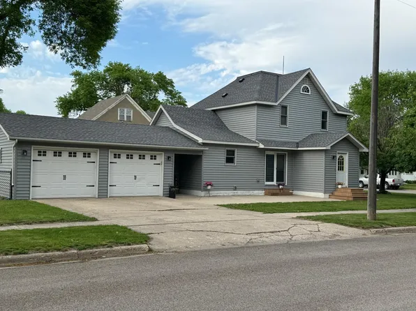 804 9th Ave, Clarkfield, MN 56223