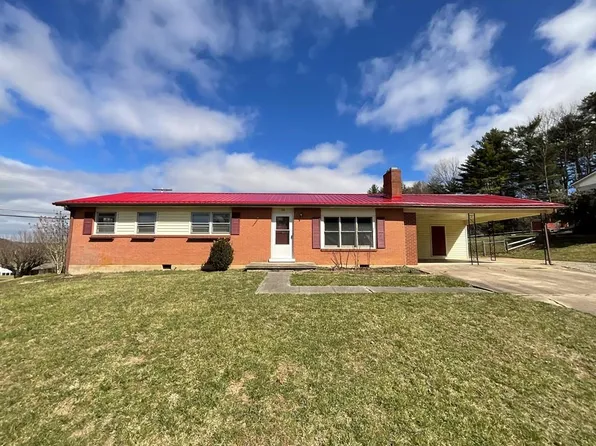 100 Robinhood Rd, Galax, VA 24333