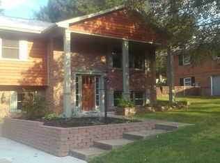 6713 Pinehurst Dr, Evansville, IN