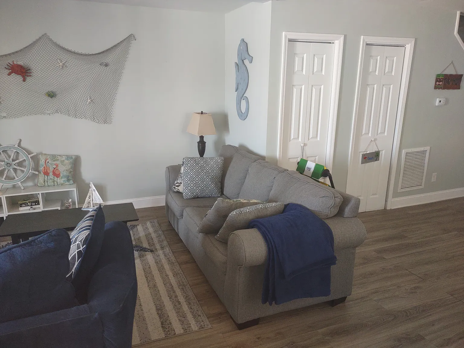 3 bed, 2.5 bath, 1600 sqft, $3,600 — Photo 2