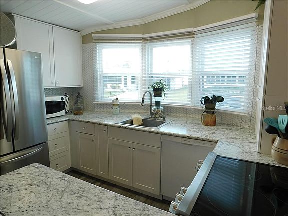 2nd image of 1532 46th Avenue Dr E