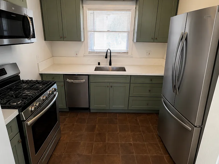 1117 Mira Mar Ave #1117 — Photo 7