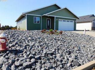 797 Seacrest Dr, Bandon, OR 97411