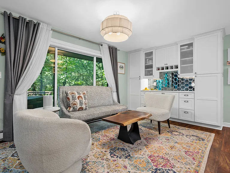 2520 Jodon Ct — Photo 11