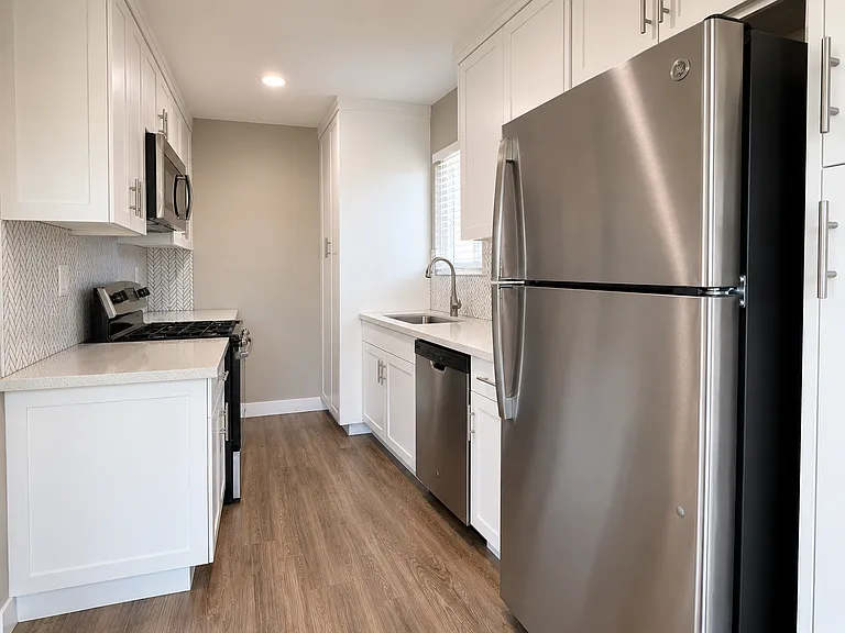 Mocha - 1 and 2 Bedroom Units in Escondido — Photo 24