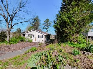 647 W Lamar Alexander Pkwy, Maryville, TN 37801
