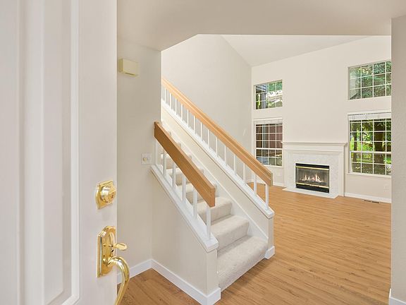 3rd image of 11414 115th Ln NE