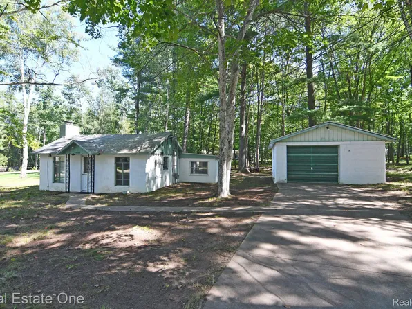 4266 N Hazel Rd, Lincoln, MI 48742