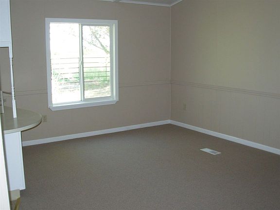 3rd image of 95 Penrose Ln
