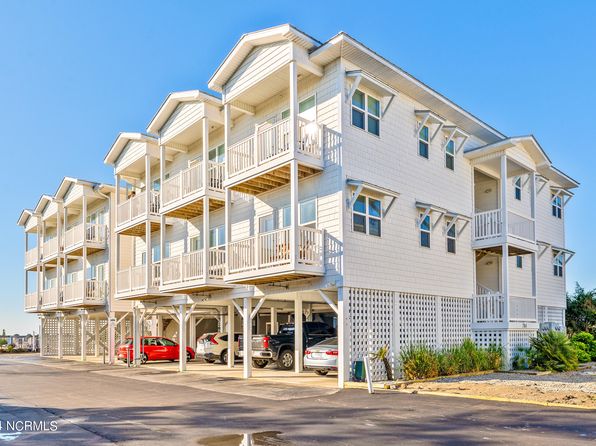704 E Moore Street #110, Southport, NC 28461