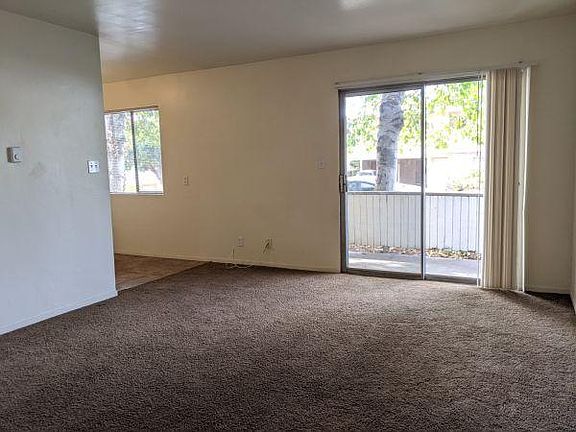 3rd image of 655 Couper Dr APT A
