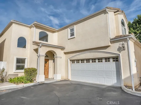 17743 Merridy St, Northridge, CA 91325