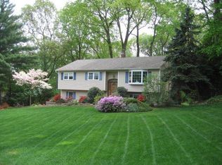46 Glenmere Ter, Mahwah, NJ 07430
