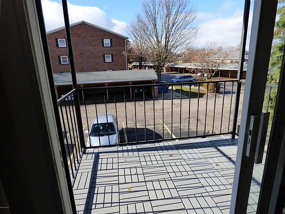 5th image of 7500 Boulder Bluff Dr APT 10