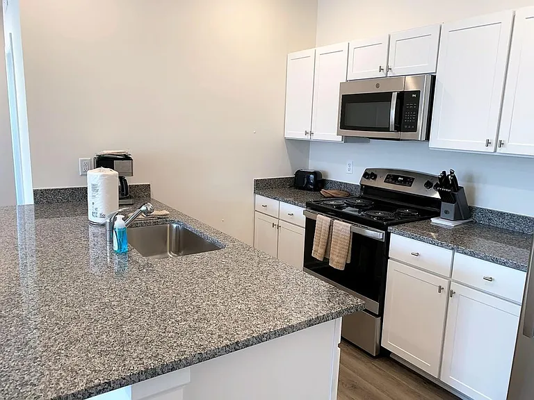 Towne Center Apartments — Photo 73