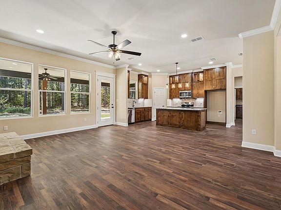 5th image of 230 Stonebrook Ct