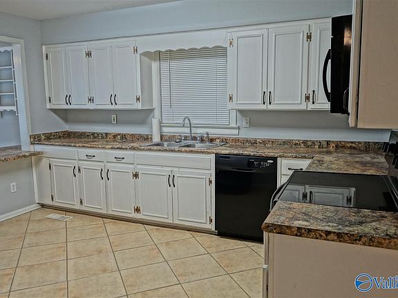 5th image of 5013 Holmes Ave NW