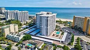 Building Photo - 405 N Ocean Blvd #706