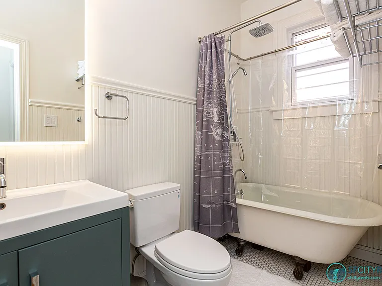 170 Eureka St — Photo 42