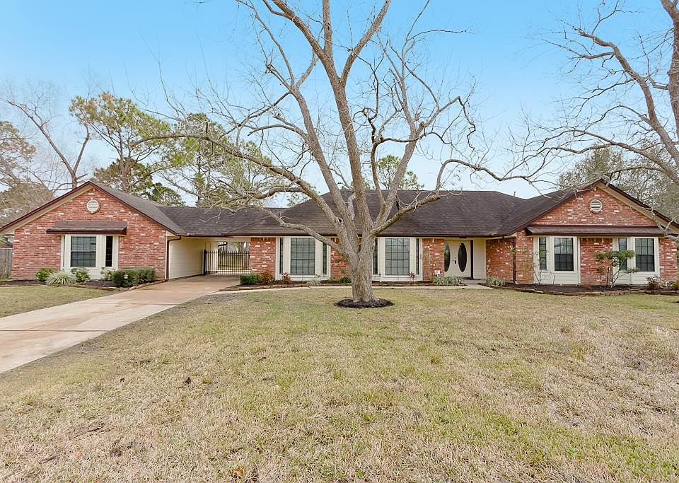 1st image of 1201 W Edgewood Dr