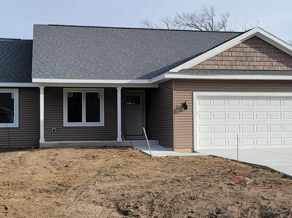 11512 N Indian Summer Dr, Edgerton, WI 53534