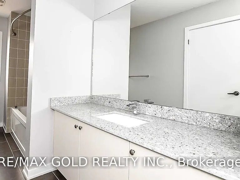 206 Crafter Cres — Photo 39