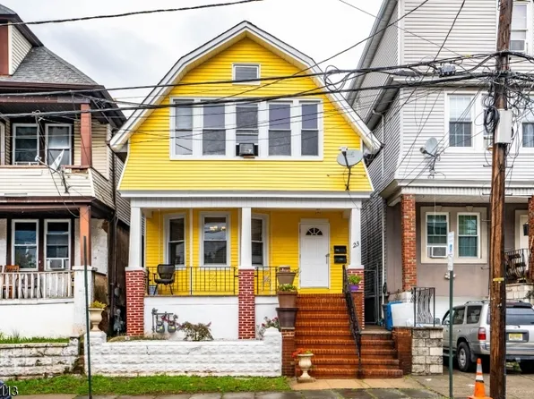 23 John St, Elizabeth City, NJ 07202