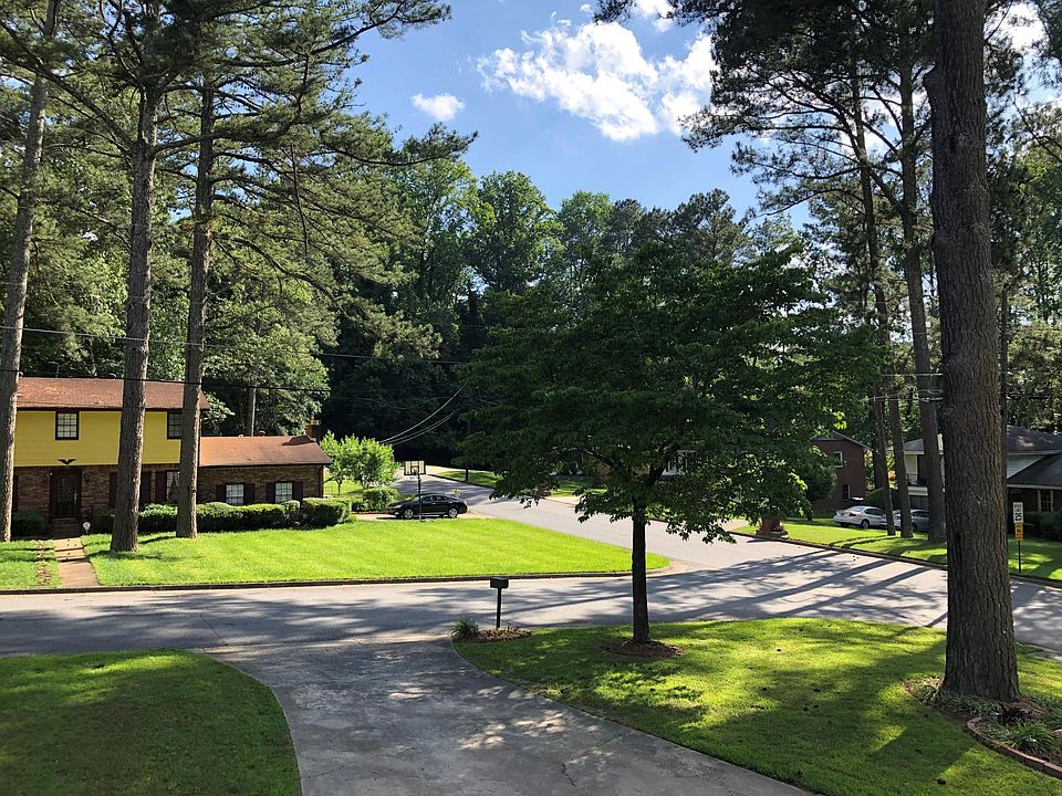 Front House Street View